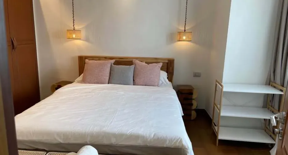 For rent 3 bedrooms condo in Watthana, Bangkok