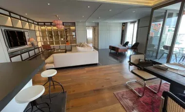 For rent 3 bedrooms condo in Watthana, Bangkok