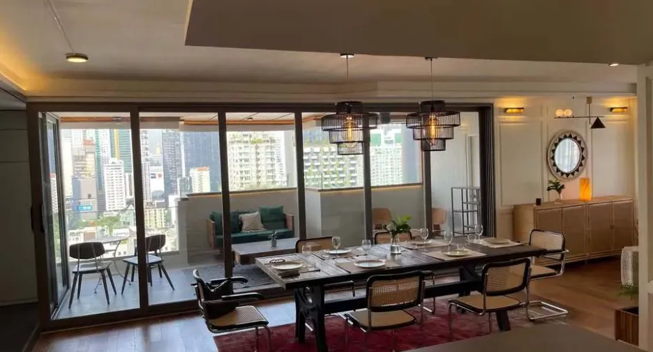 For rent 3 bedrooms condo in Watthana, Bangkok