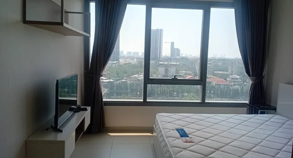 For rent 1 bed condo in Khlong Toei, Bangkok