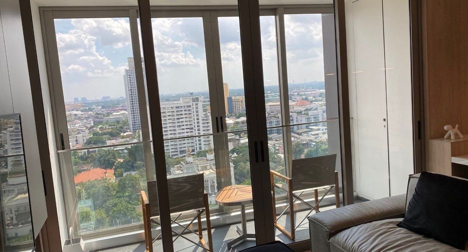 Condo en alquiler de 2 habitaciones en Khlong Toei, Bangkok