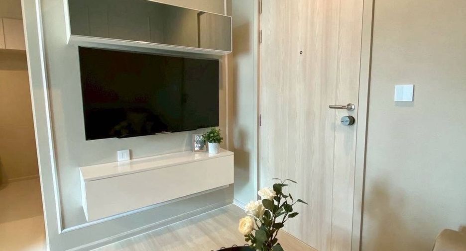 À louer studio condo à Pathum Wan, Bangkok