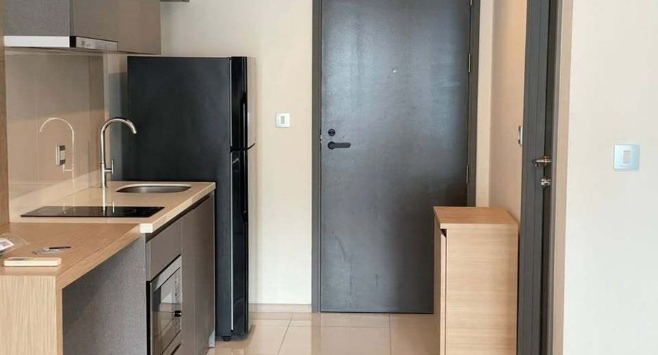 For sale and for rent studio condo in Ratchathewi, Bangkok