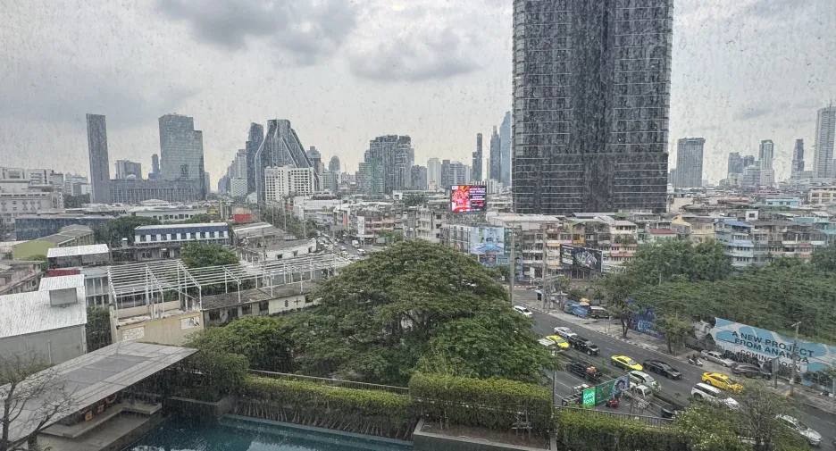 Condo en alquiler de 1 habitaciones en Bang Rak, Bangkok