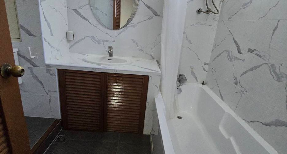 Condo en alquiler de 2 habitaciones en Watthana, Bangkok