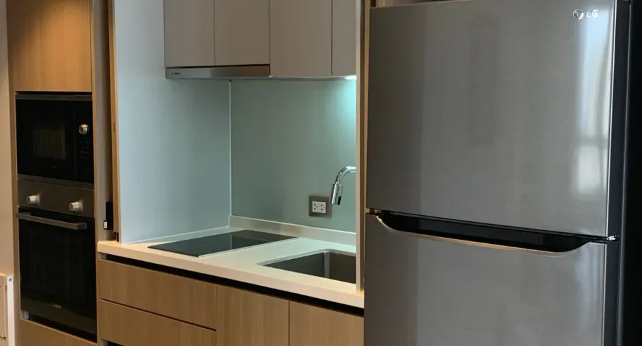 For sale and for rent 2 bedrooms condo in Watthana, Bangkok