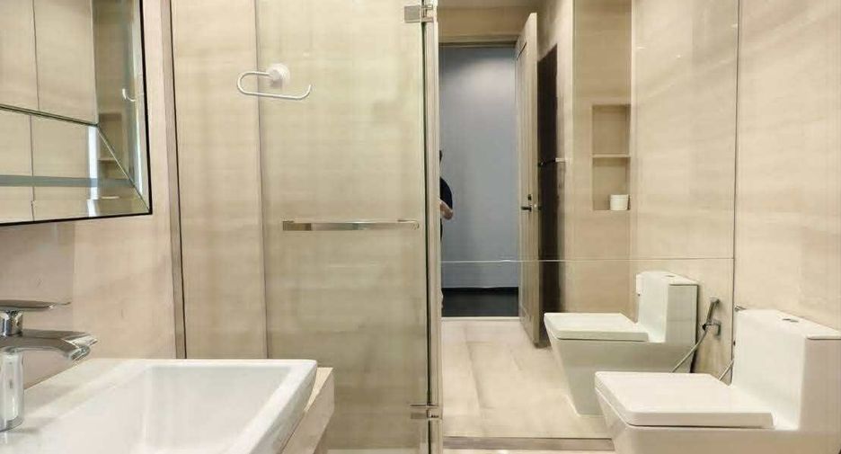 For sale and for rent 2 bedrooms condo in Khlong Toei, Bangkok
