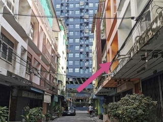 出售 3 卧室 商业空间 在 Phra Khanong, 曼谷