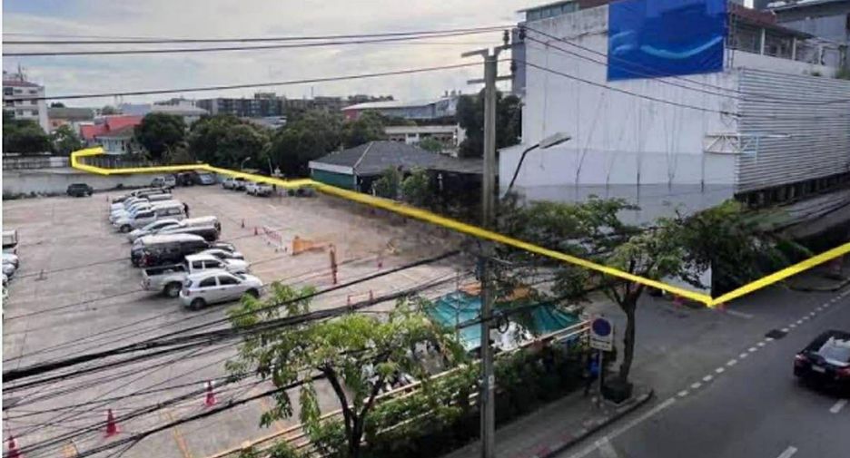 For sale land in Bang Na, Bangkok