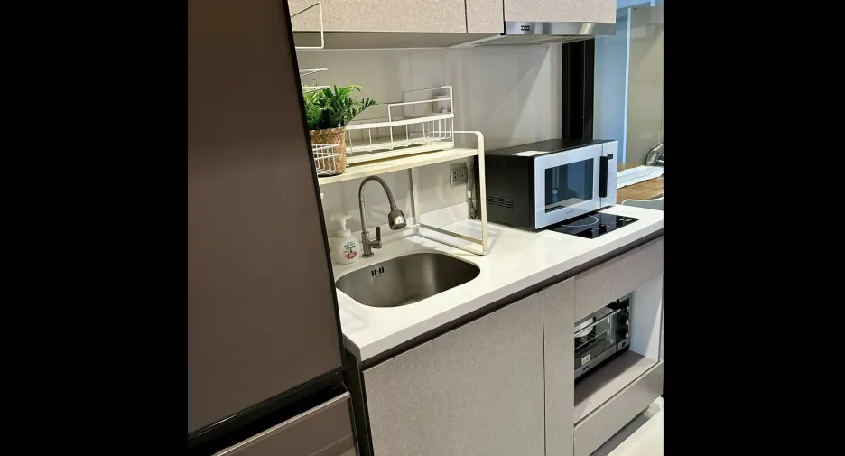 For rent 2 bedrooms condo in Huai Khwang, Bangkok