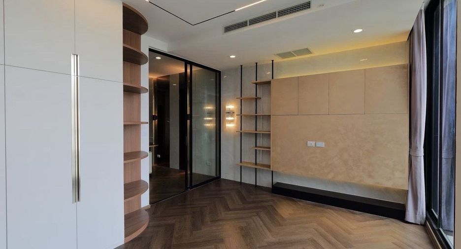 Продажа 1 кровать кондо в Патхум Щан, Бангкок