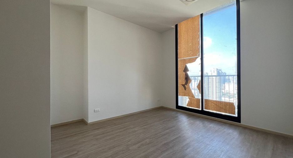 For sale and for rent 2 bedrooms condo in Watthana, Bangkok