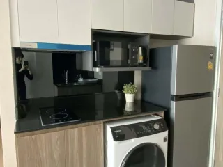 Condo en alquiler de 1 habitaciones en Huai Khwang, Bangkok