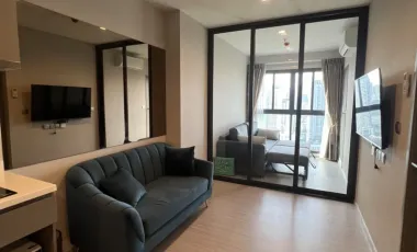 For rent 1 bed condo in Huai Khwang, Bangkok