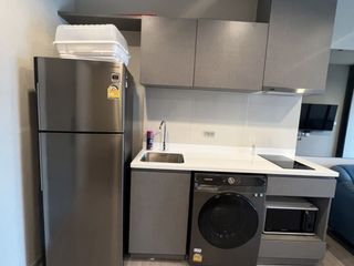 Condo en alquiler de 1 habitaciones en Huai Khwang, Bangkok