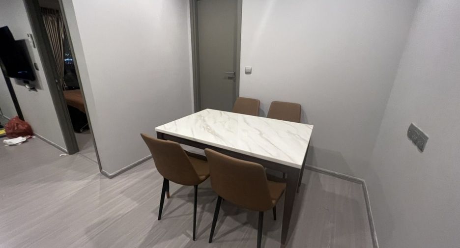 For rent 1 bed condo in Huai Khwang, Bangkok