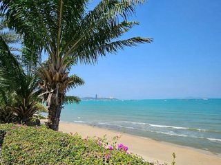 For sale 3 bedrooms villa in Bang Lamung, Chonburi