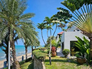 For sale 3 bedrooms villa in Bang Lamung, Chonburi