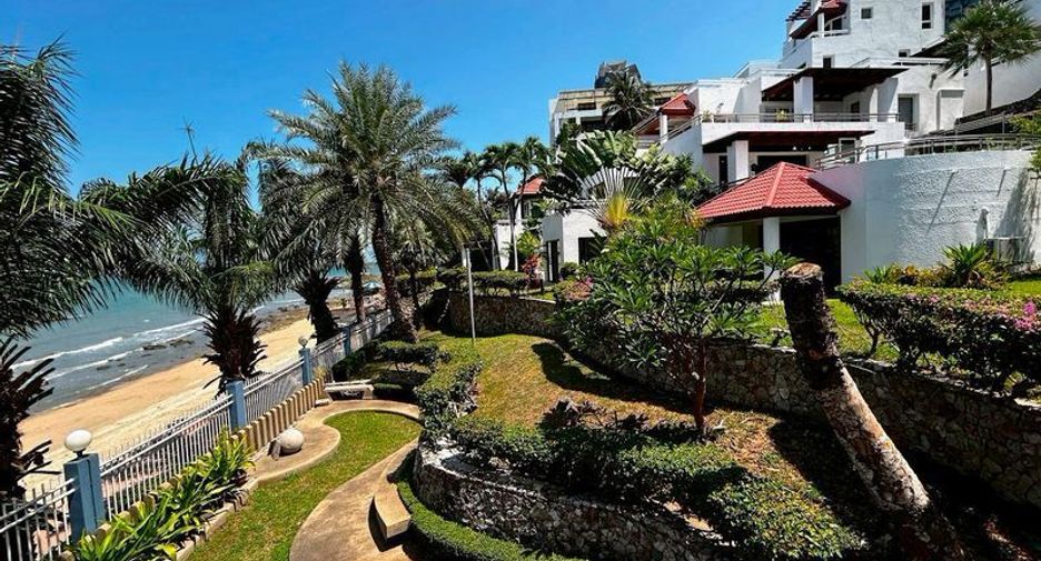 For sale 3 bedrooms villa in Bang Lamung, Chonburi