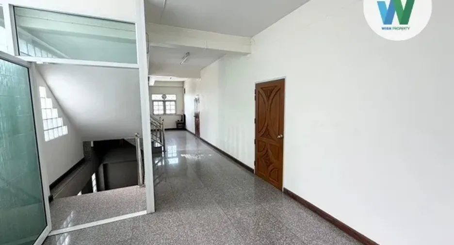 À vendre 5 chambres maison de ville à Mueang Kanchanaburi, Kanchanaburi