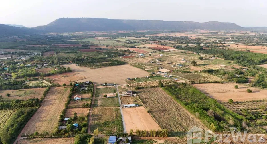 Terreno en venta en Sikhio, Nakhon Ratchasima
