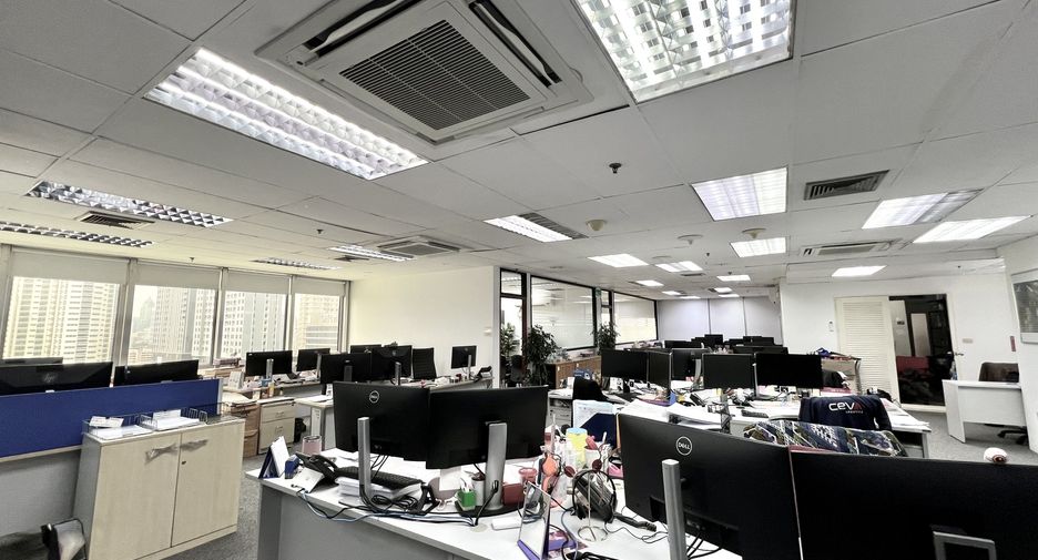 For rent office in Khlong Toei, Bangkok