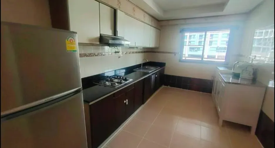 Wohnung zur Miete mit 3 Zimmer in Watthana, Bangkok