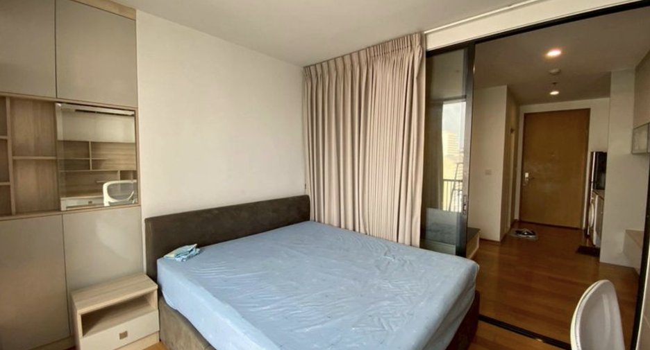 For rent 1 bed condo in Sathon, Bangkok