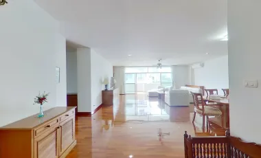 For rent 3 bedrooms apartment in Watthana, Bangkok
