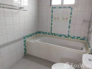 Аренда 3 спальни дом в Si Racha, Чонбури