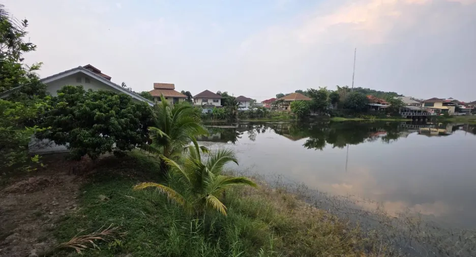 For sale 4 bedrooms house in Mueang Chiang Mai, Chiang Mai