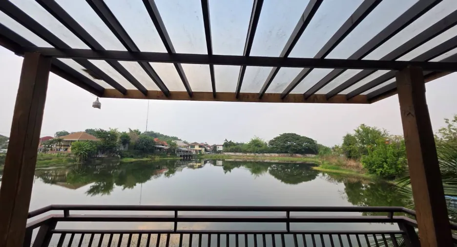 For sale 4 bedrooms house in Mueang Chiang Mai, Chiang Mai