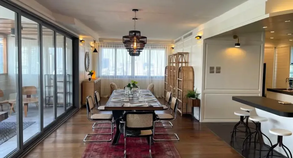 For rent 3 bedrooms condo in Watthana, Bangkok