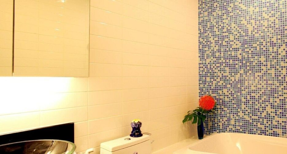 For rent 2 bedrooms apartment in Phaya Thai, Bangkok