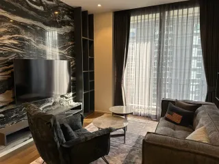 À louer 2 chambres condo à Pathum Wan, Bangkok