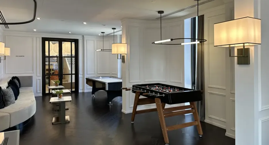 Condo en alquiler de 2 habitaciones en Pathum Wan, Bangkok