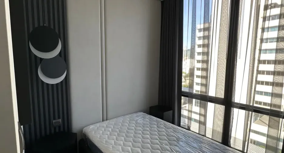 Condo en alquiler de 2 habitaciones en Pathum Wan, Bangkok