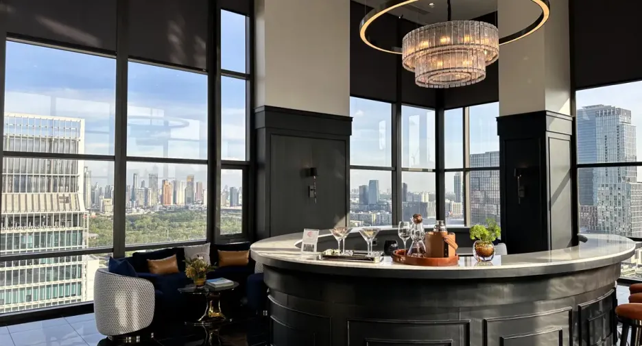 Condo en alquiler de 2 habitaciones en Pathum Wan, Bangkok