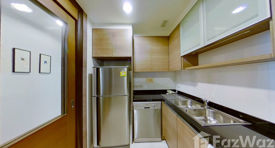 For rent 2 bedrooms condo in Watthana, Bangkok