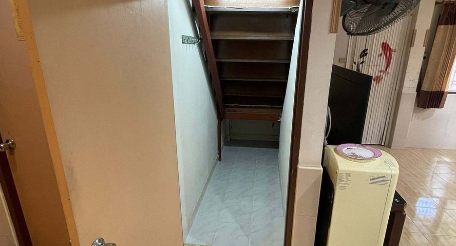 For rent 2 bedrooms house in Mueang Samut Prakan, Samut Prakan