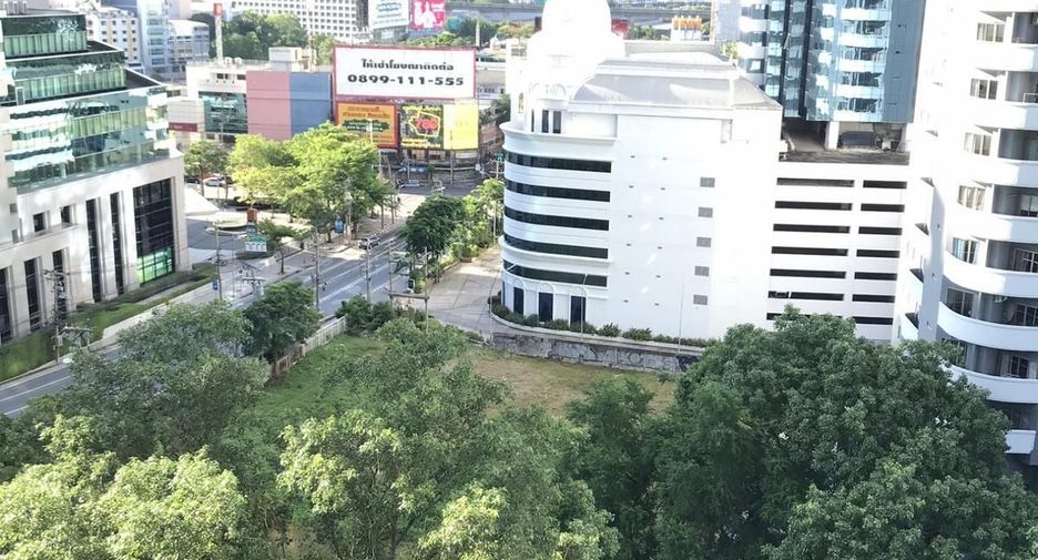 For rent studio condo in Pathum Wan, Bangkok