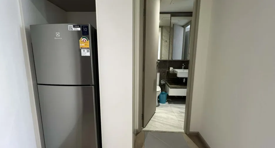 For rent 1 bed condo in Khlong Toei, Bangkok