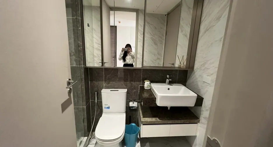 For rent 1 bed condo in Khlong Toei, Bangkok