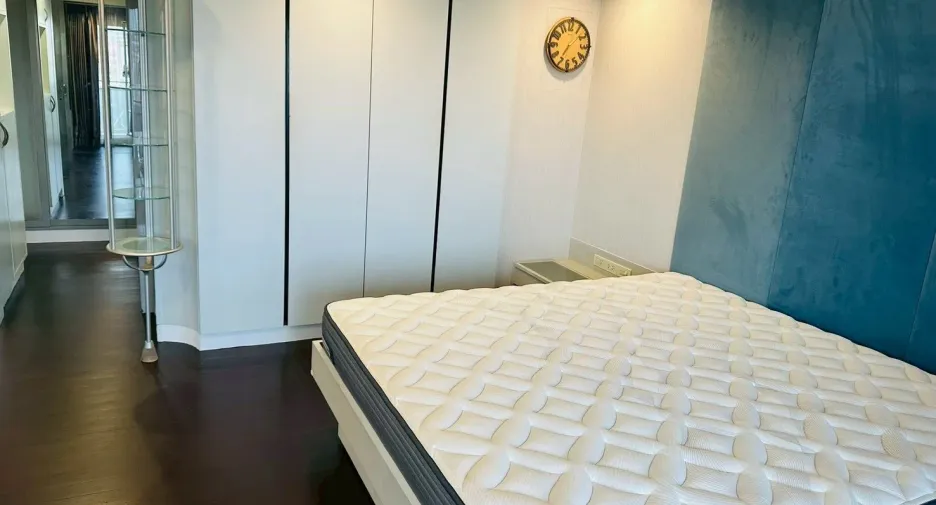 For rent 2 bedrooms condo in Bang Kapi, Bangkok