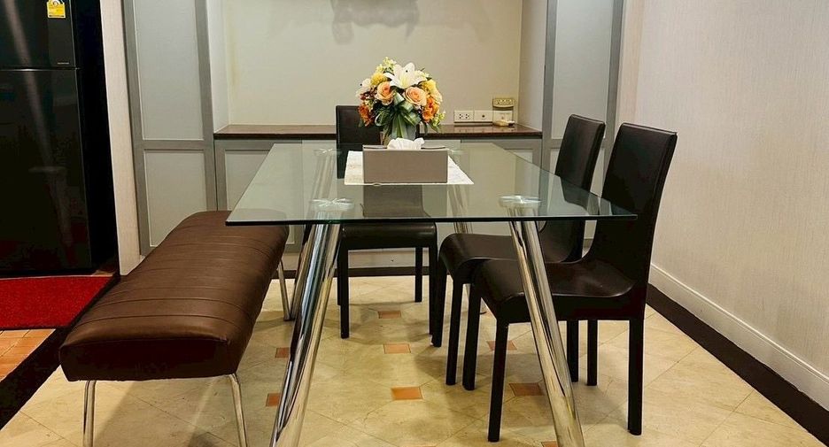 For rent 2 bedrooms condo in Bang Kapi, Bangkok