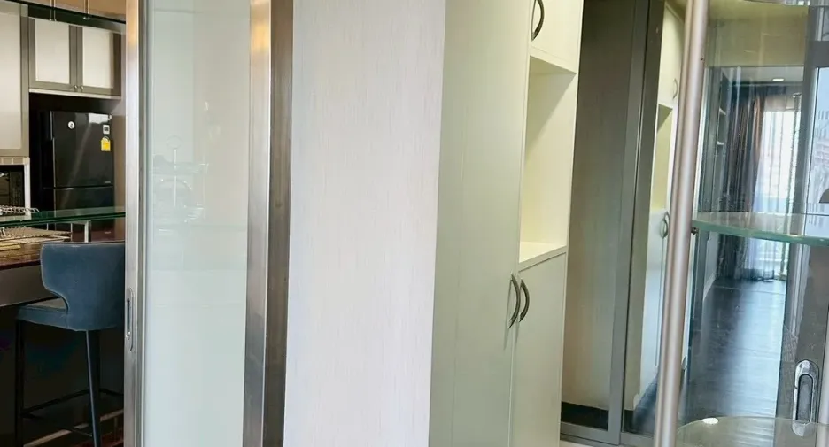 For rent 2 bedrooms condo in Bang Kapi, Bangkok