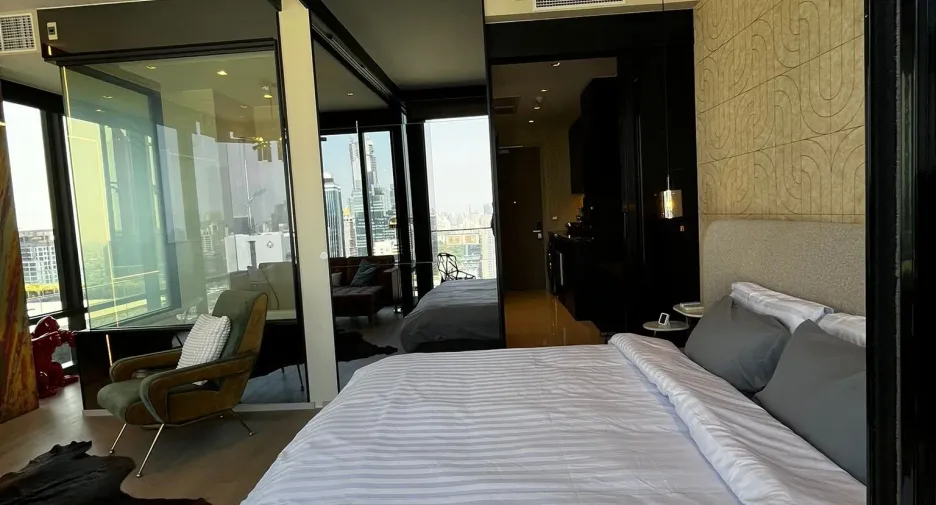 For rent 1 bed condo in Bang Rak, Bangkok