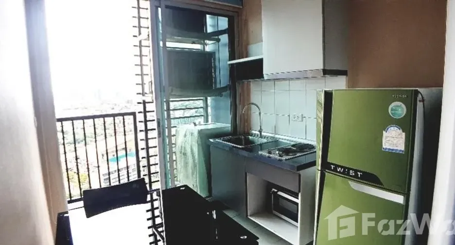 For sale 1 bed condo in Watthana, Bangkok