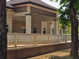 À louer 5 chambres maison à Hang Dong, Chiang Mai