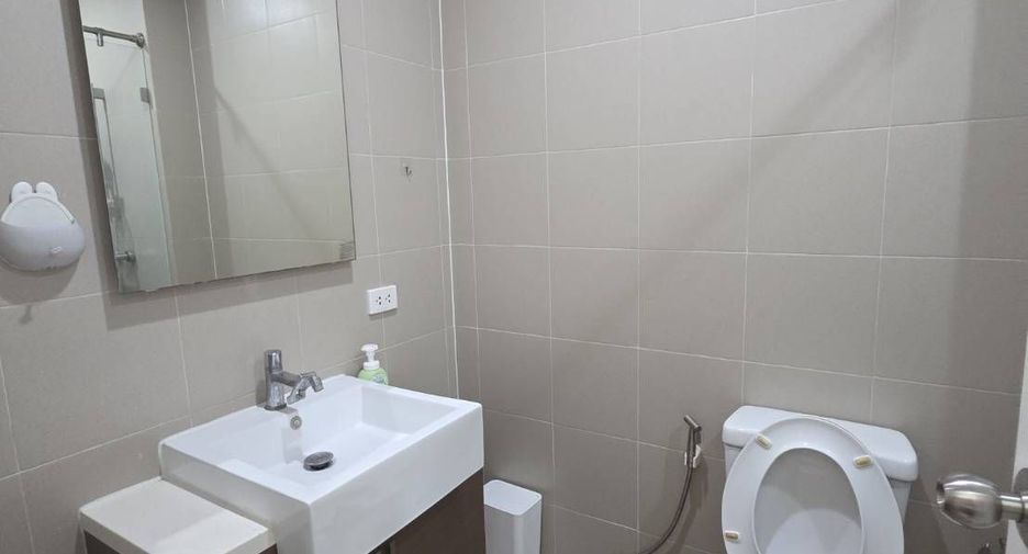 For rent 1 bed condo in Khlong San, Bangkok